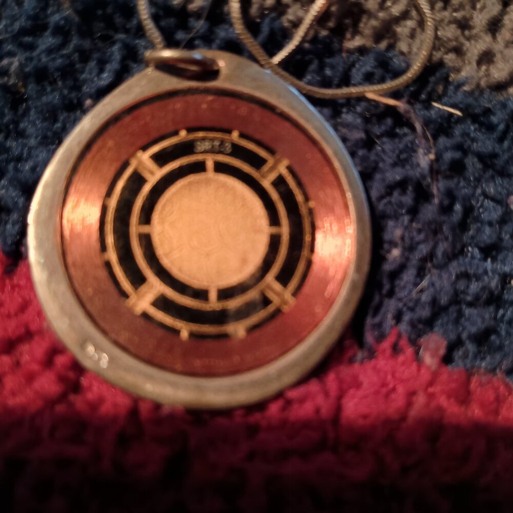 Sterling Silver pendant and chain with copper and brass inset - Picture 3 of 5